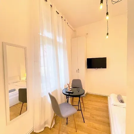 Apartament Plopilor Studios Sibiu Exterior photo