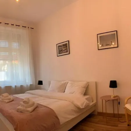 Apartament Plopilor Studios Sibiu Exterior photo