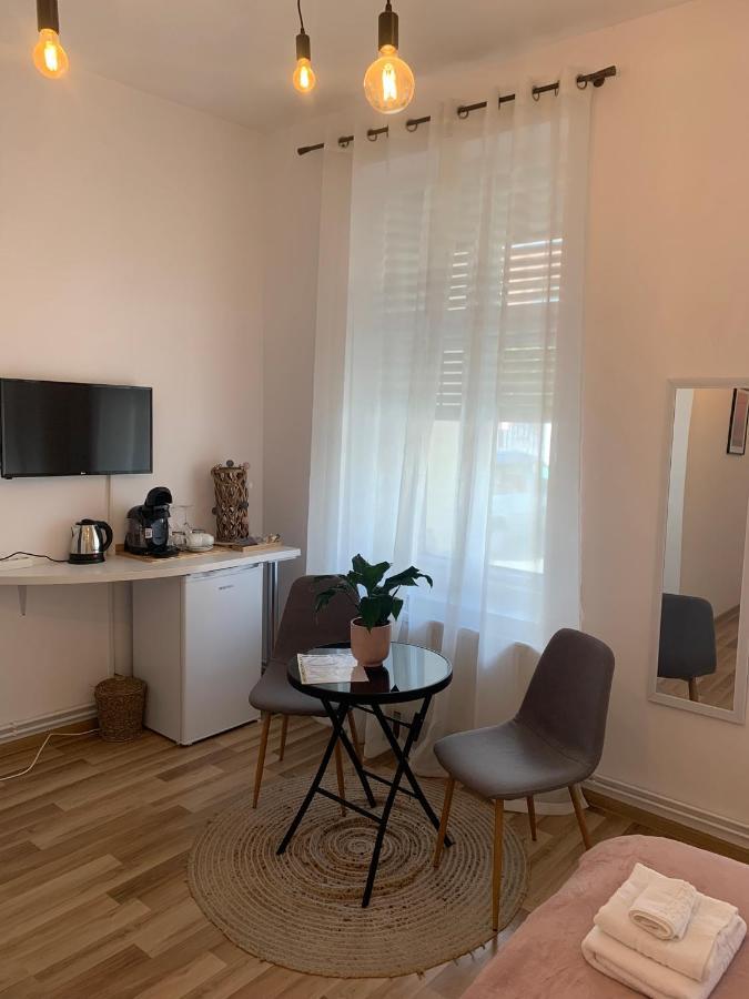 Apartment Plopilor *